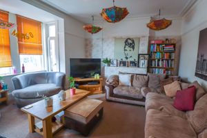 Lounge- click for photo gallery